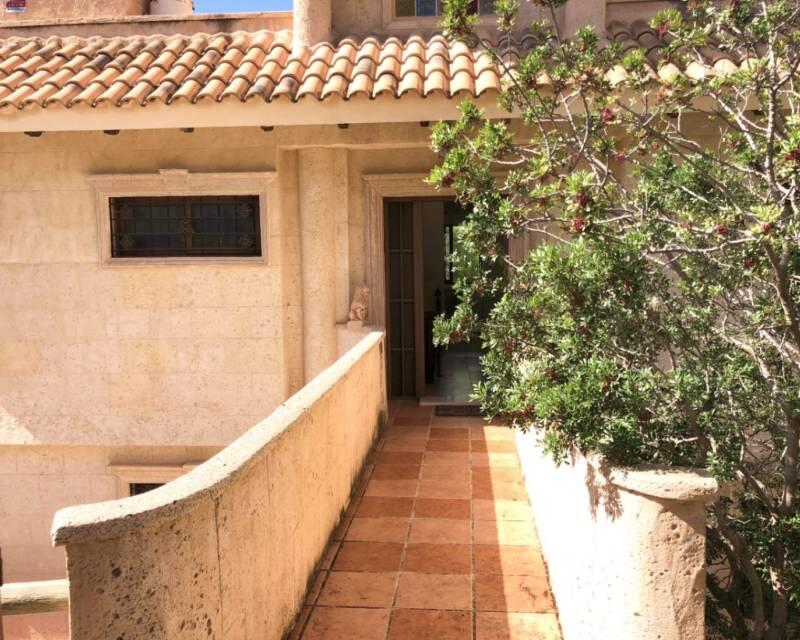 4 bedroom Villa for sale 4 bedroom Villa for sale