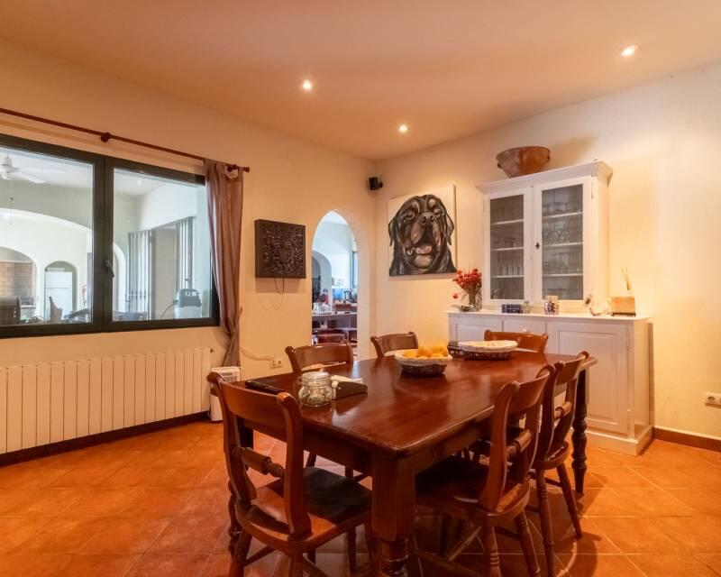 5 bedroom Villa for sale 5 bedroom Villa for sale