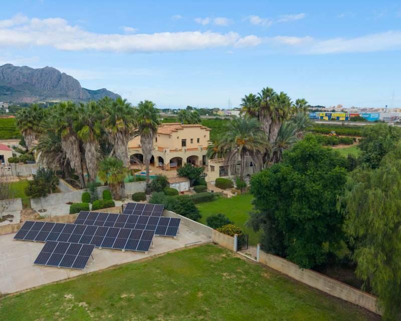 5 bedroom Villa for sale 5 bedroom Villa for sale