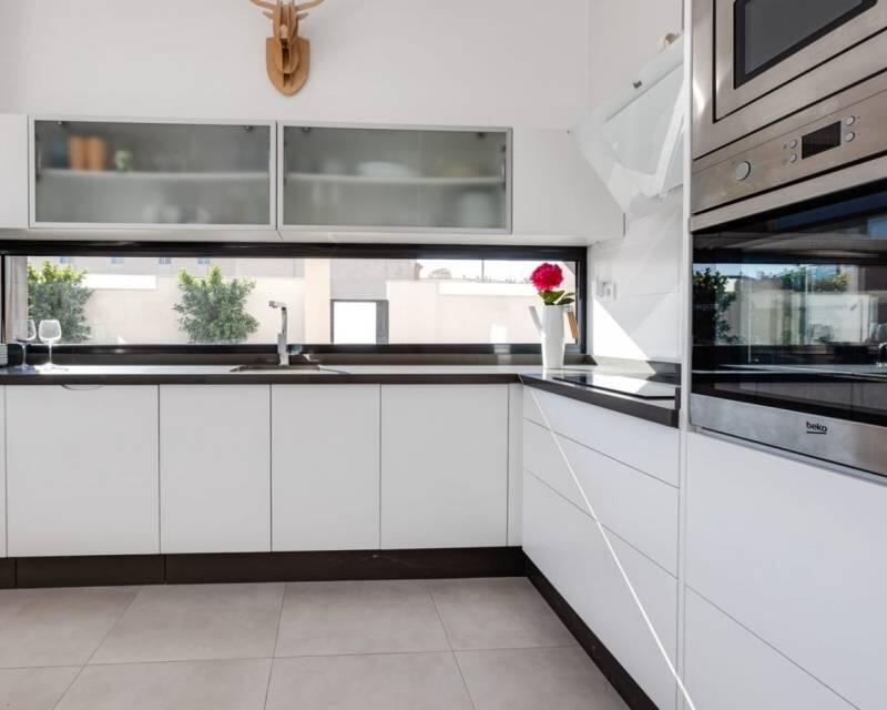 3 Schlafzimmer Villa zu verkaufen 3 Schlafzimmer Villa zu verkaufen