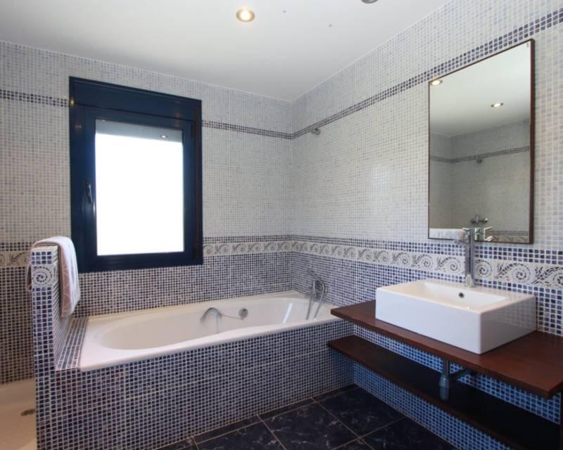 4 bedroom Villa for sale