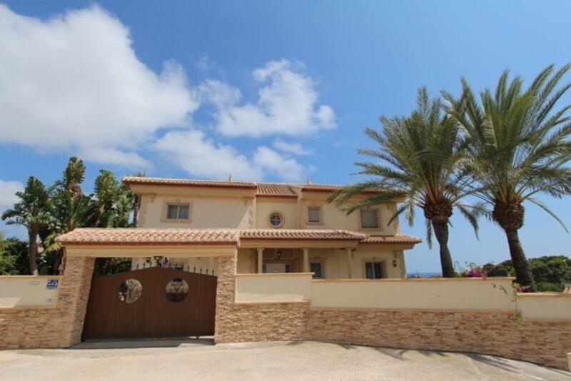 Villa for sale in Benissa, Alicante