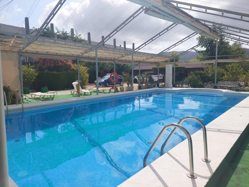 Erhvervsejendom til salg