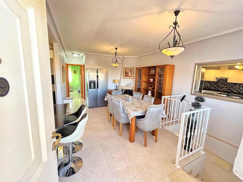 4 soveværelse Byhus til salg