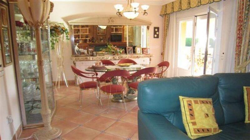 6 chambre Villa à vendre