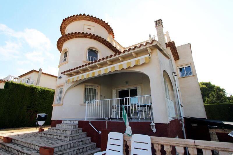 Villa for sale in Calpe, Alicante