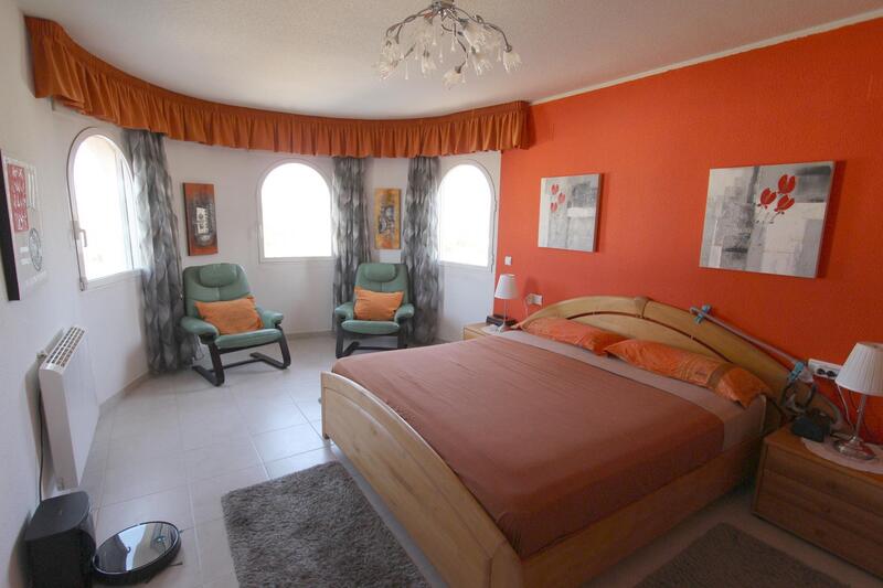 5 bedroom Villa for sale