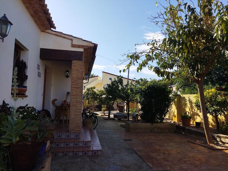 4 Cuarto Villa en venta