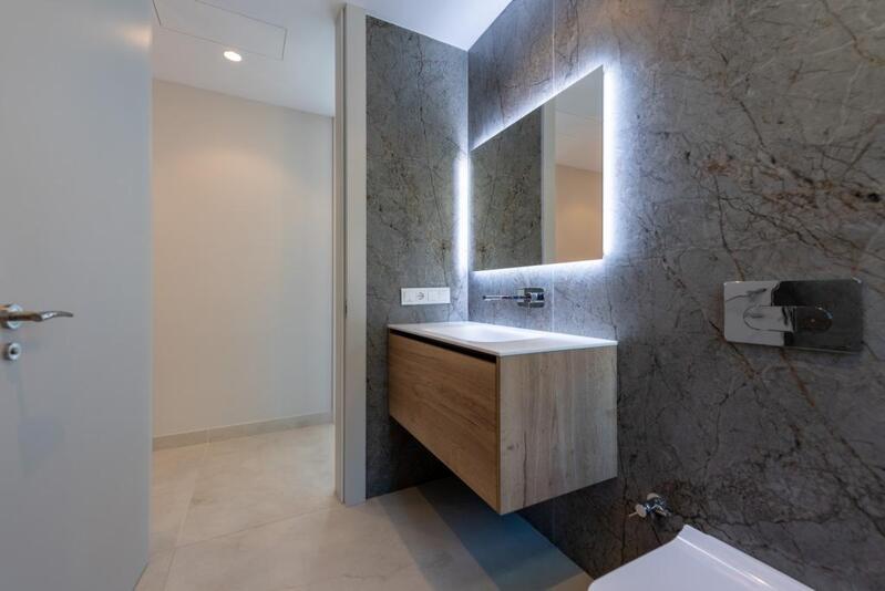 4 bedroom Apartment for sale