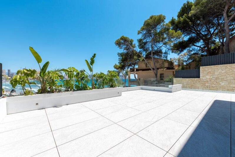 4 bedroom Apartment for sale