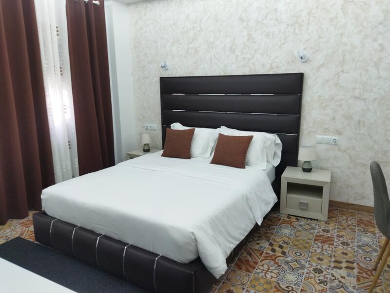 8 soverom Forretningseiendom til salgs