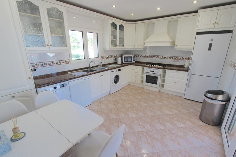 4 Cuarto Villa en venta