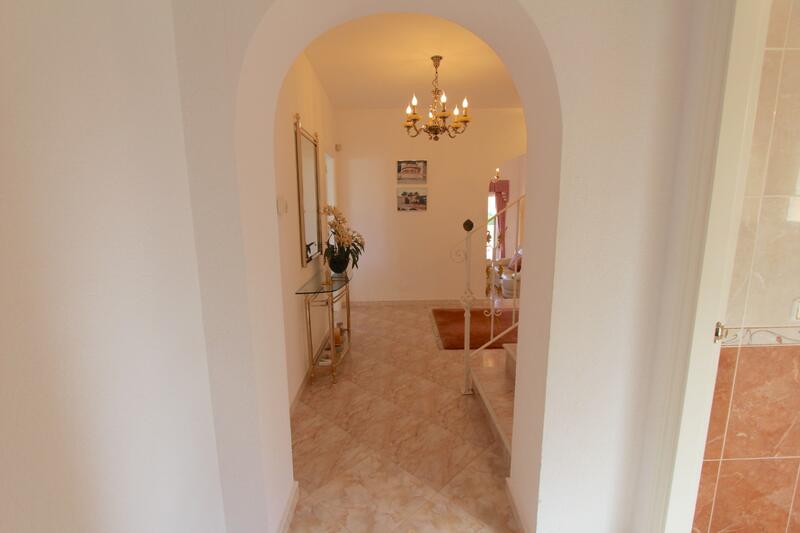 4 Cuarto Villa en venta