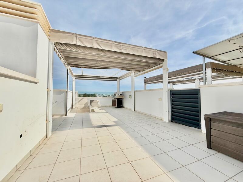 3 bedroom Townhouse for sale