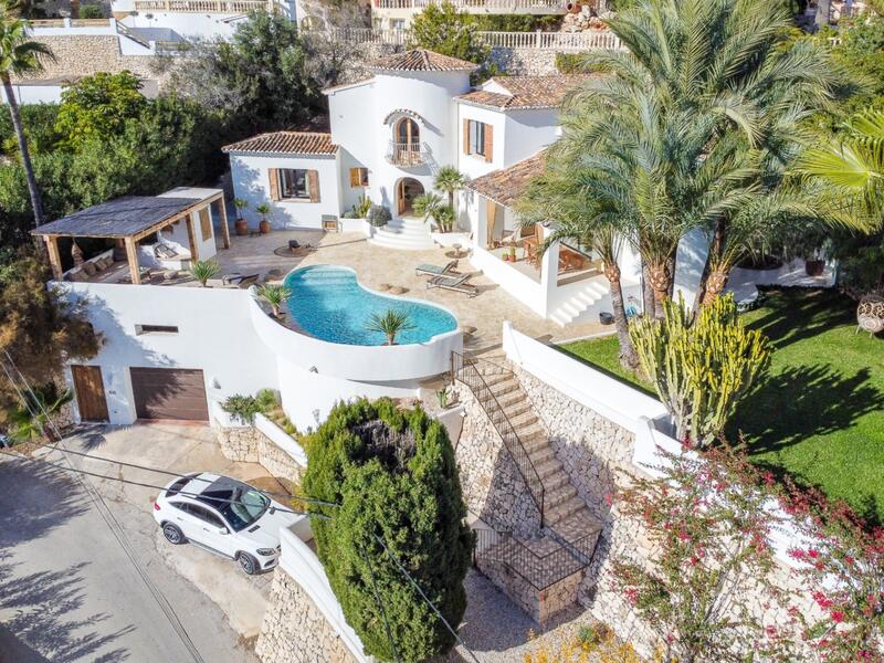 4 bedroom Villa for sale