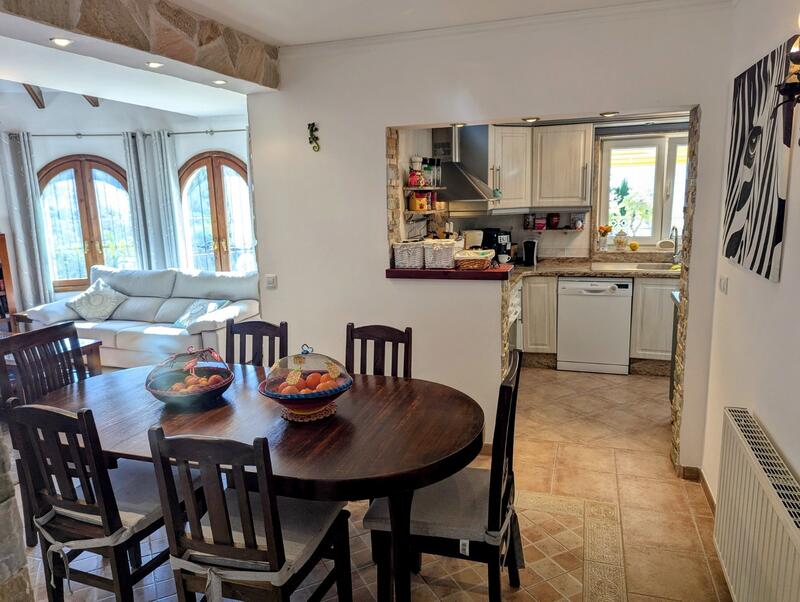 4 Schlafzimmer Villa zu verkaufen