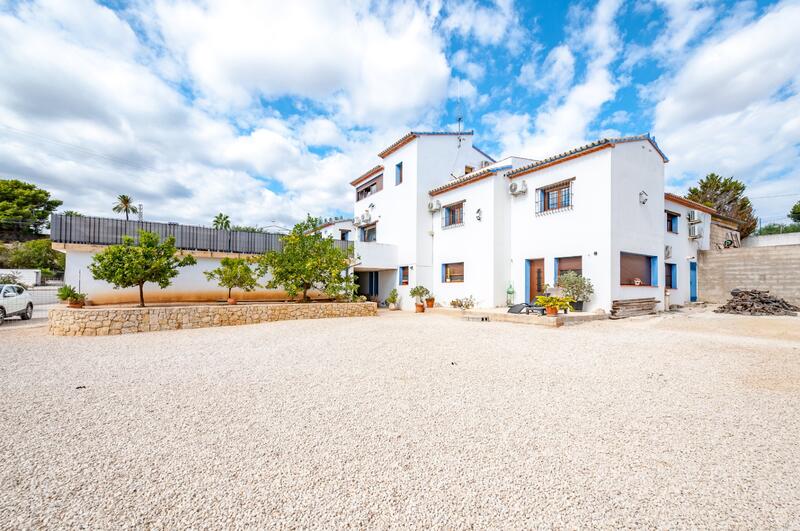 9 slaapkamer Landhuis Te koop