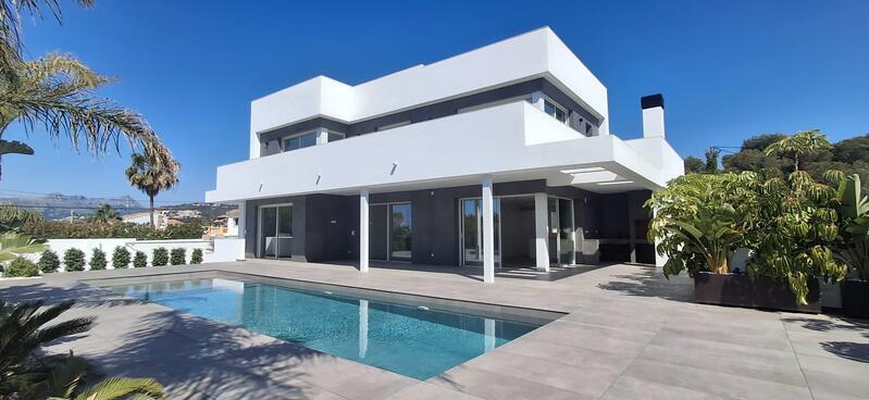 Villa til salgs i Moraira, Alicante