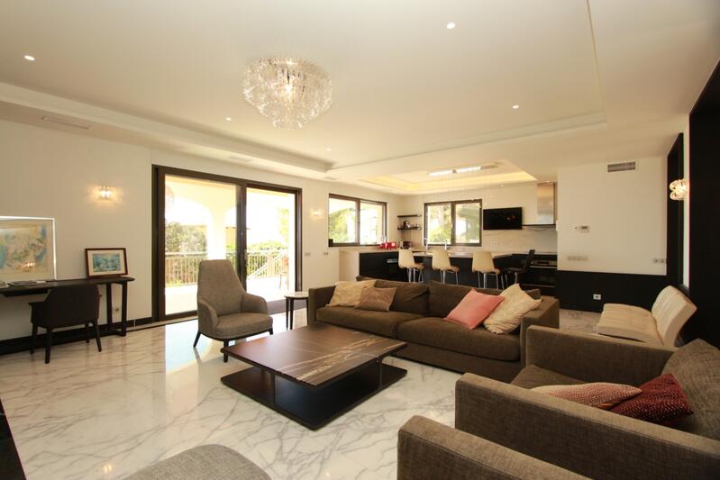 4 Cuarto Villa en venta