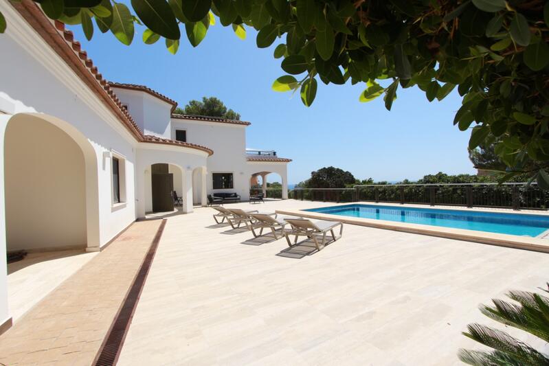 4 Cuarto Villa en venta