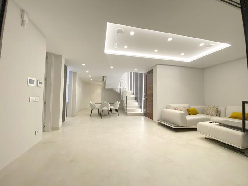 4 Schlafzimmer Appartement zu verkaufen