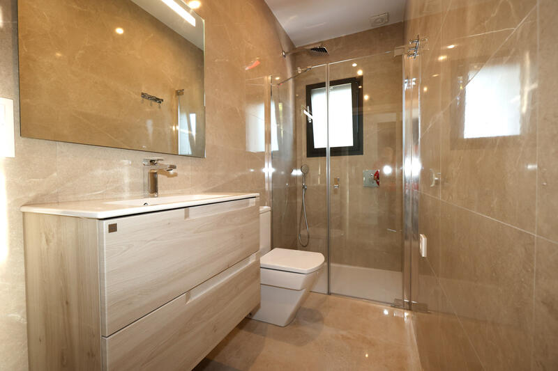 4 slaapkamer Villa Te koop