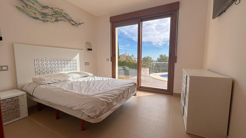 5 bedroom Villa for sale