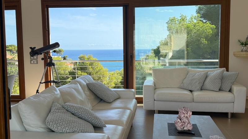 5 bedroom Villa for sale