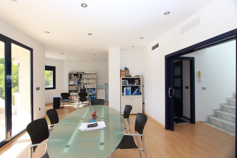 4 sovrum Villa till salu