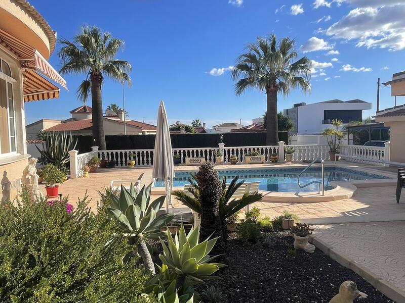 5 chambre Villa à vendre