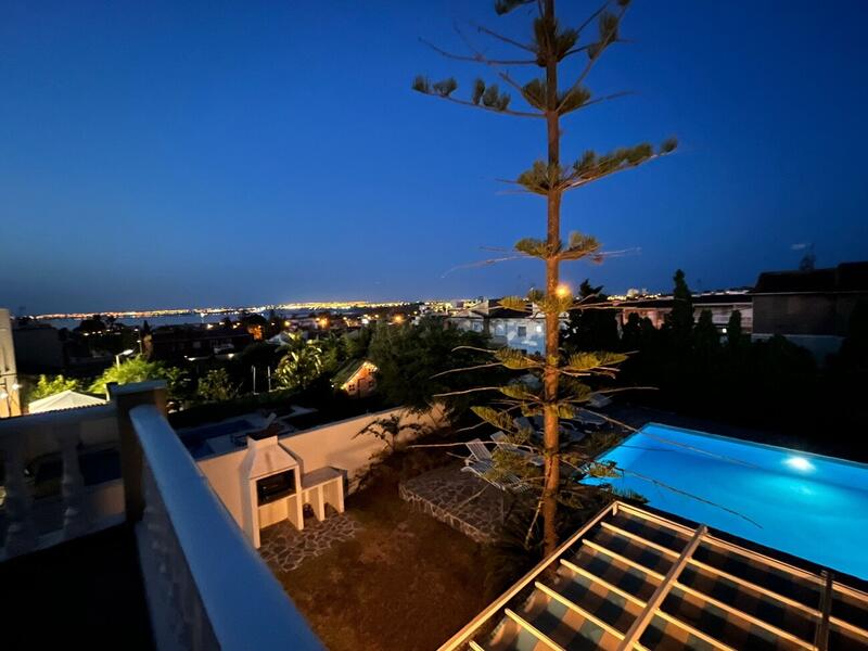 5 soverom Villa til salgs