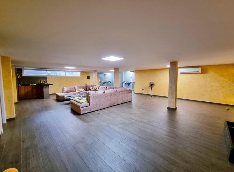 5 soveværelse Villa til salg