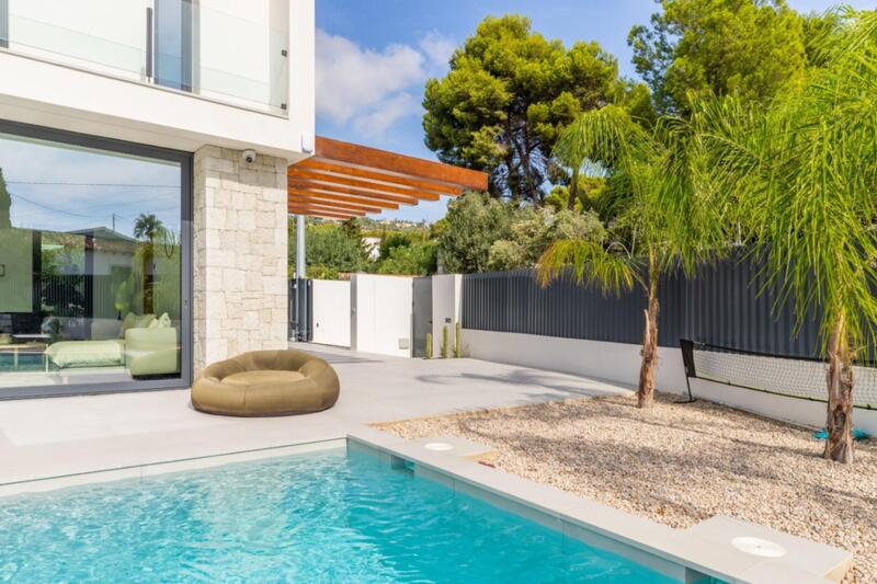 4 Schlafzimmer Villa zu verkaufen