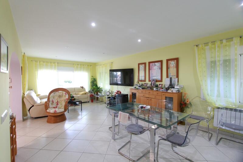 4 bedroom Villa for sale