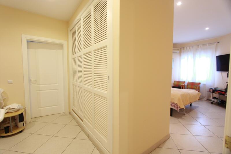 4 bedroom Villa for sale