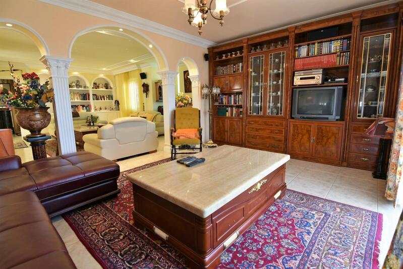 5 sovrum Villa till salu