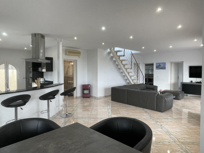 4 Schlafzimmer Villa zu verkaufen