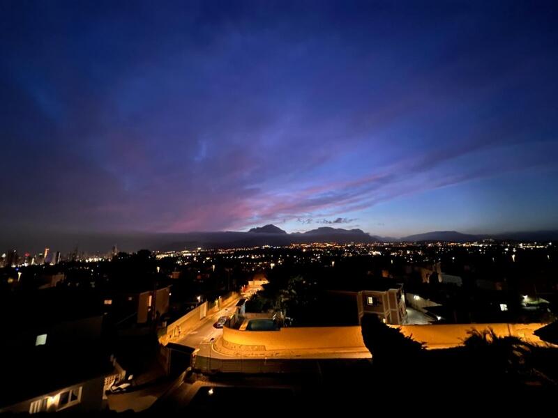 8 soverom Villa til salgs