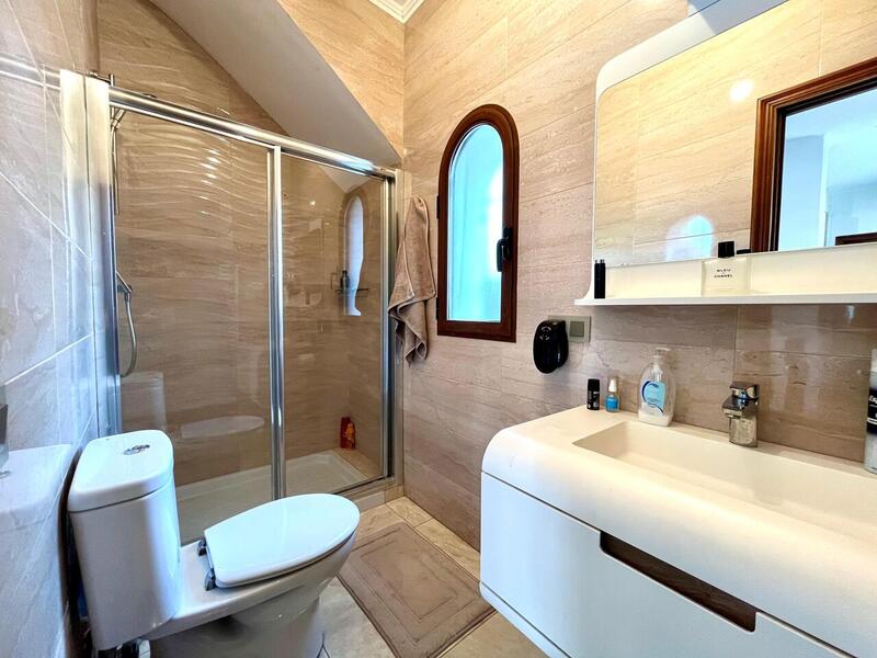 4 chambre Villa à vendre