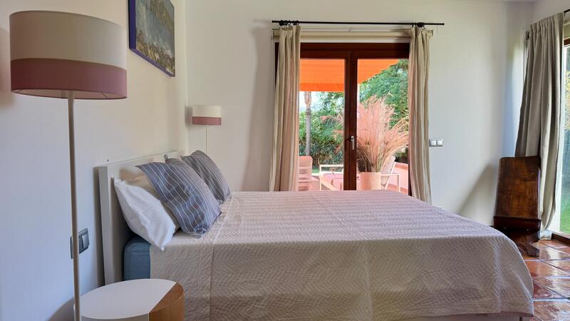 5 спальная комната вилла продается