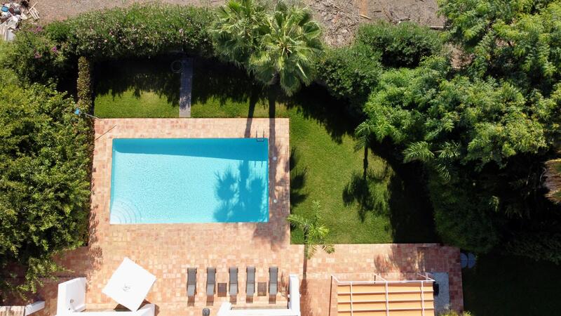 5 спальная комната вилла продается