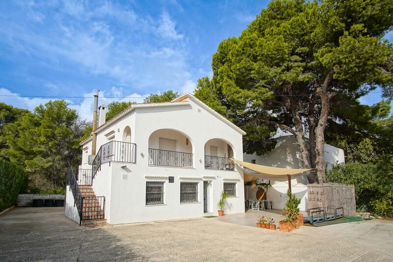 Villa en venta en Denia, Alicante