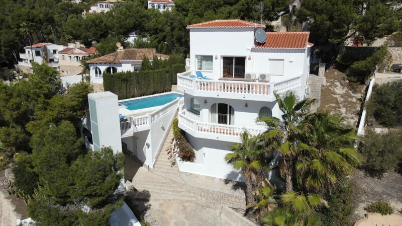 Villa til salgs i Benissa, Alicante
