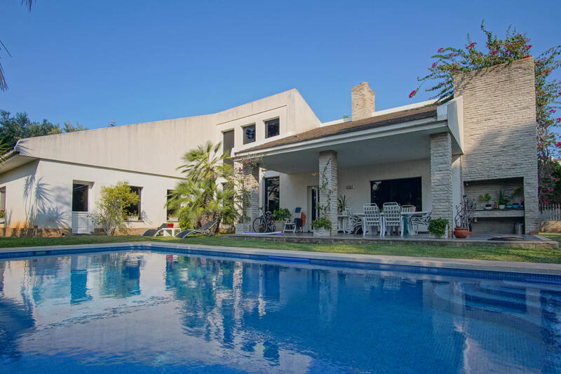 Villa til salgs i Denia, Alicante