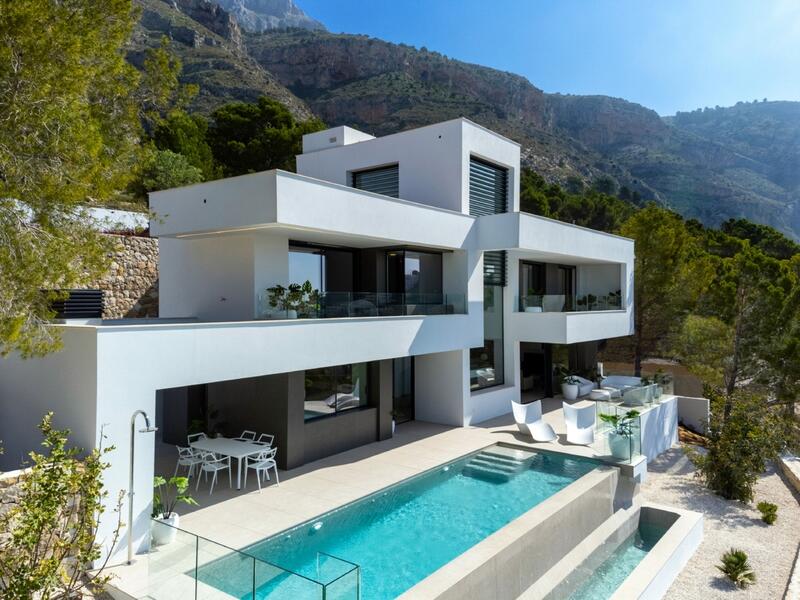 Villa zu verkaufen in Altea, Alicante