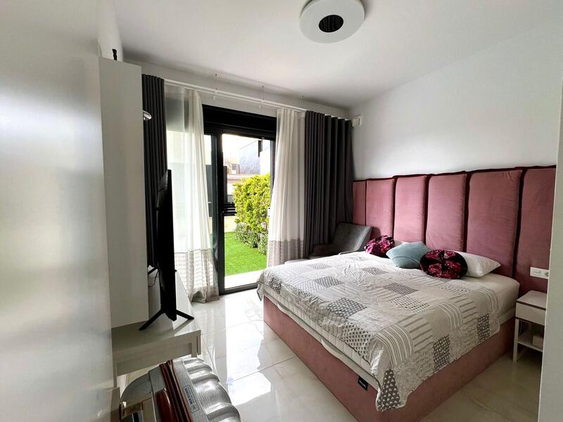 4 slaapkamer Villa Te koop