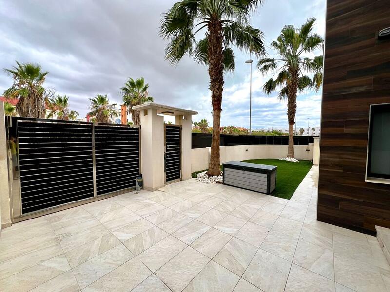 4 slaapkamer Villa Te koop