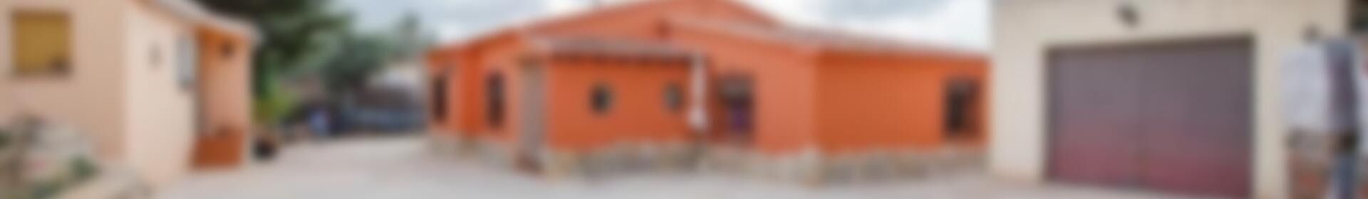 4 спальная комната Деревенский Дом продается