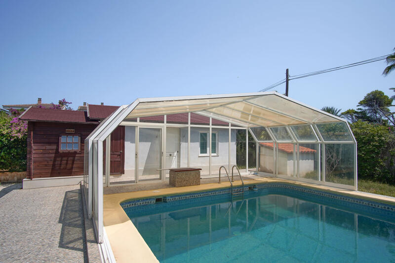 6 bedroom Villa for sale