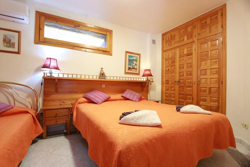 6 bedroom Villa for sale